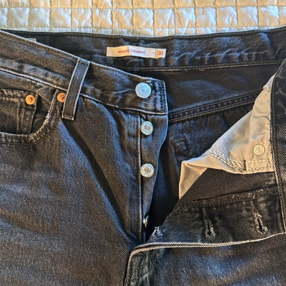 Black Levi wedgie straight - Picture 3 of 5